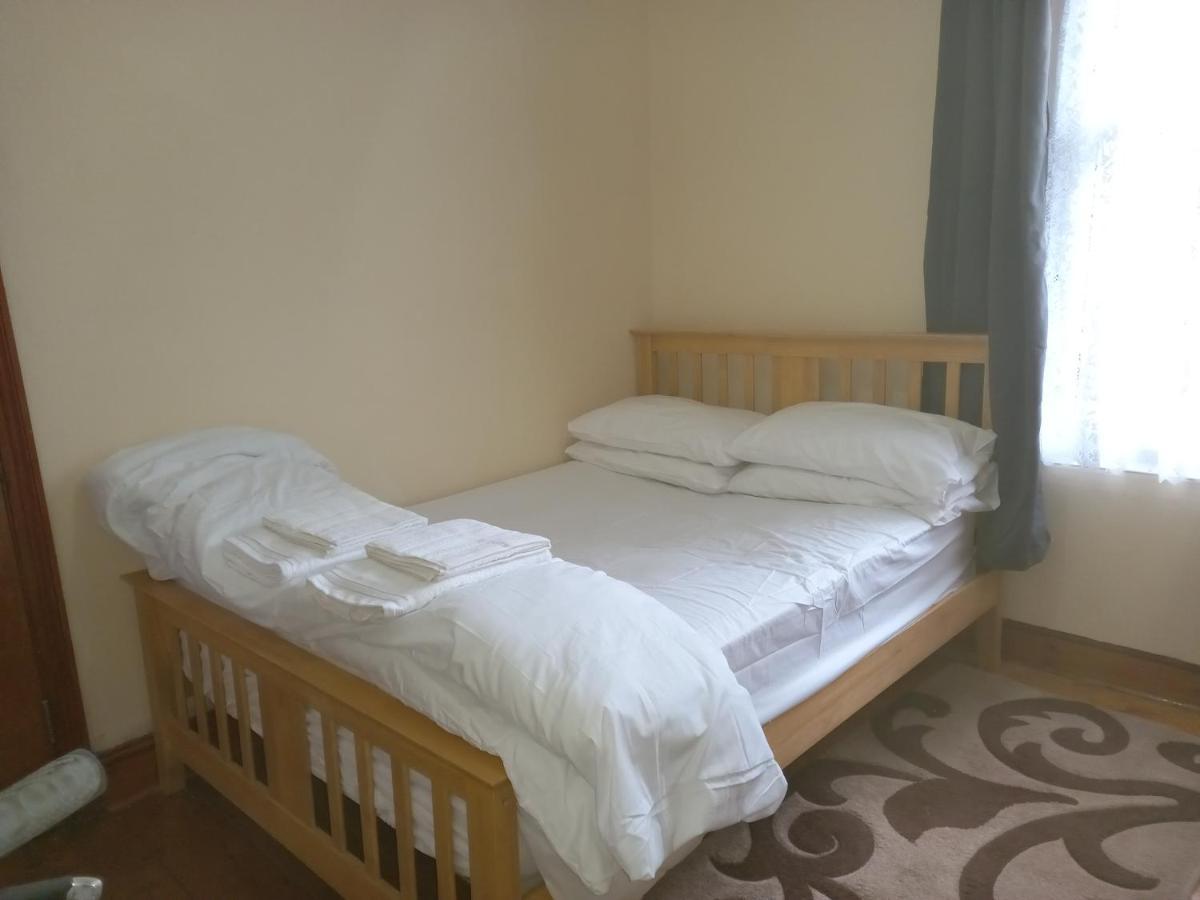 Bubblesbnb- 4 Bedroom House Vakantiehuis Londen