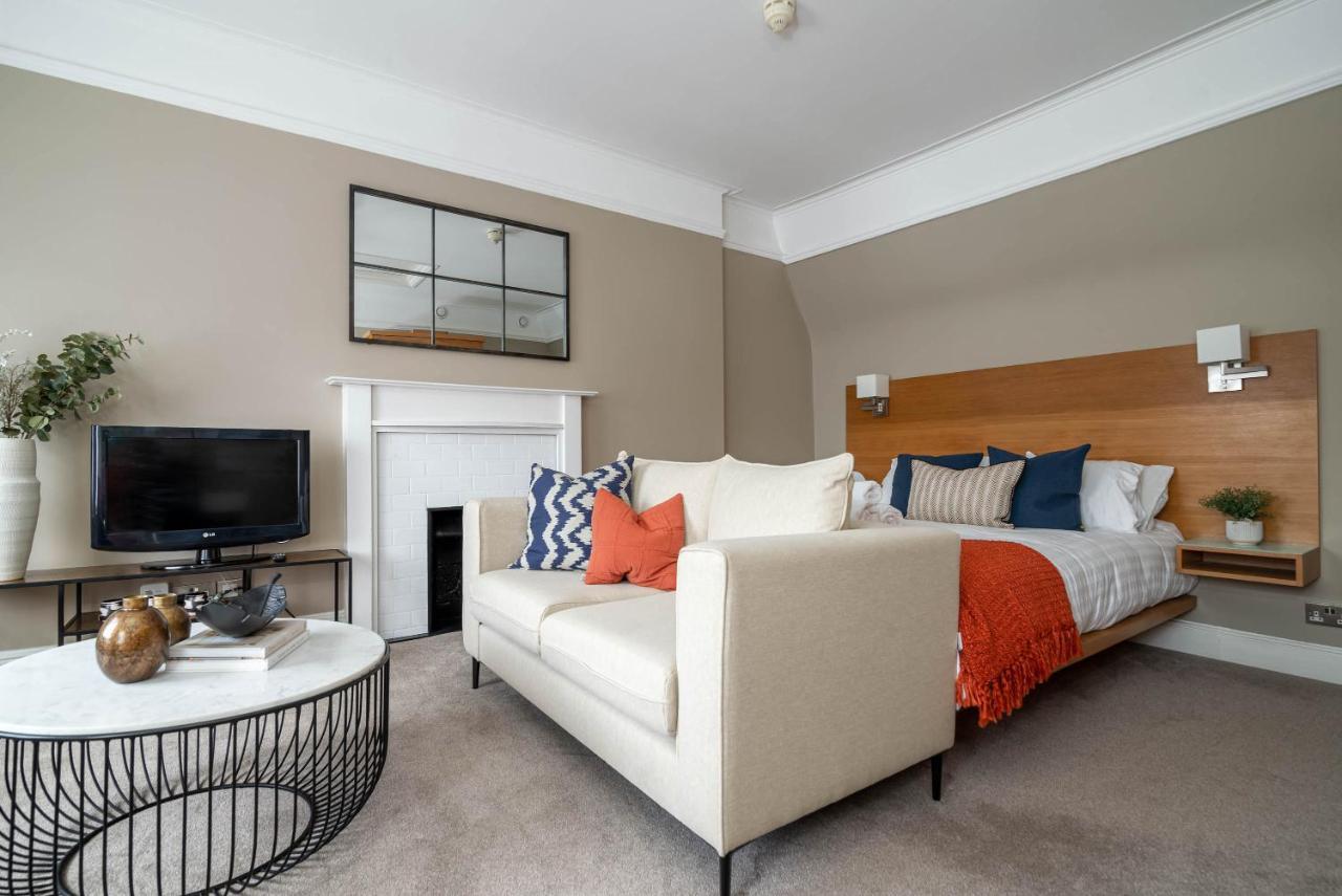 5 Doughty Street * Londen