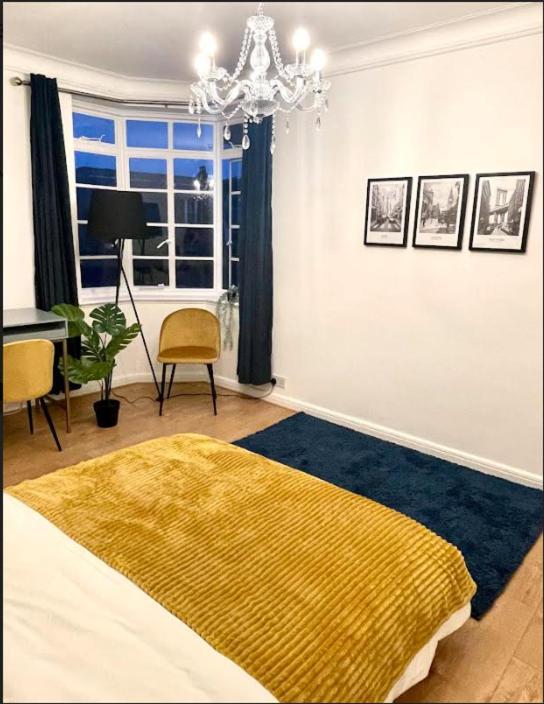Luxury 3 Bedroom 3 And A Half Bathroom Flat In Swiss Leilighet