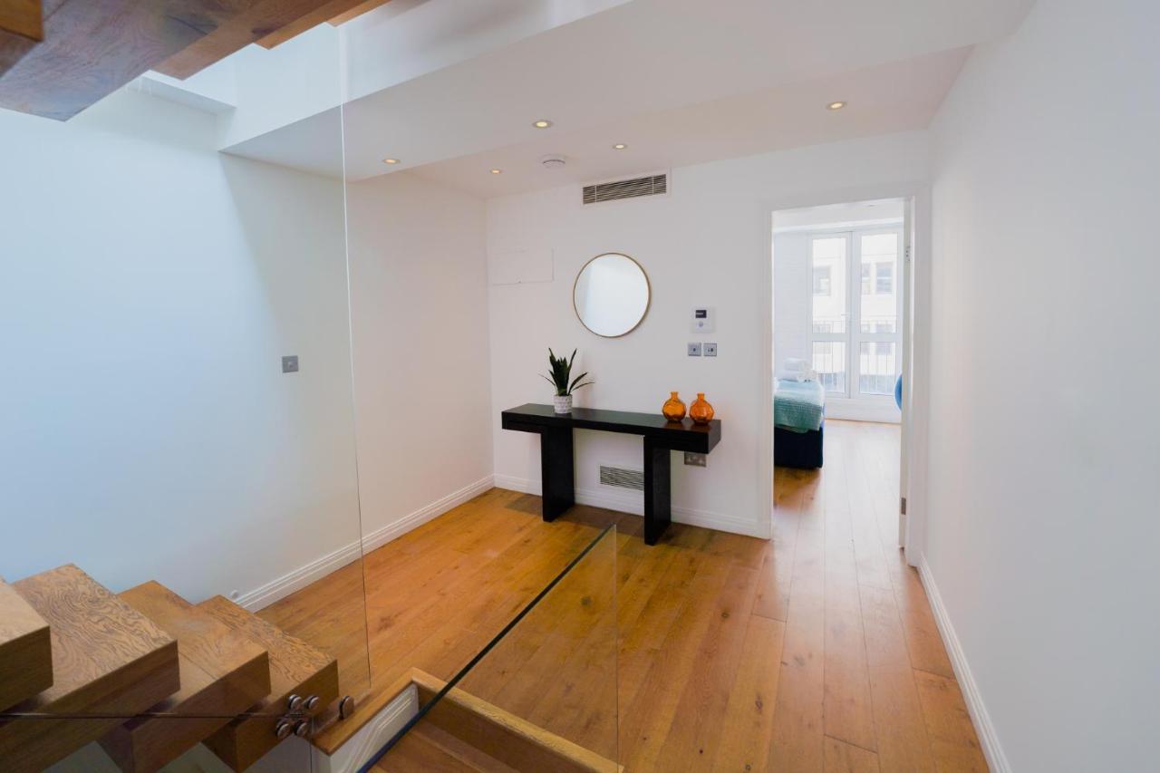 Stylish Covent Garden Apartment London