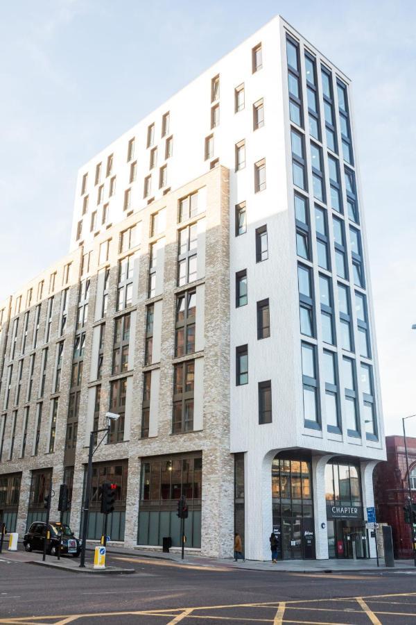 Spacious And Comfy At Chapter Highbury I In Lägenhet