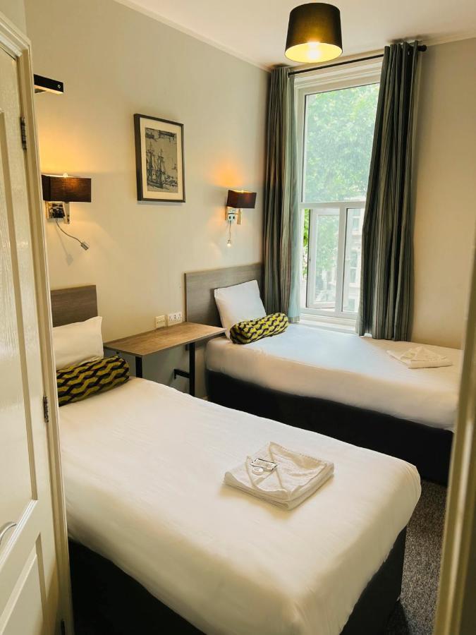 Comfotel Blu 3* London