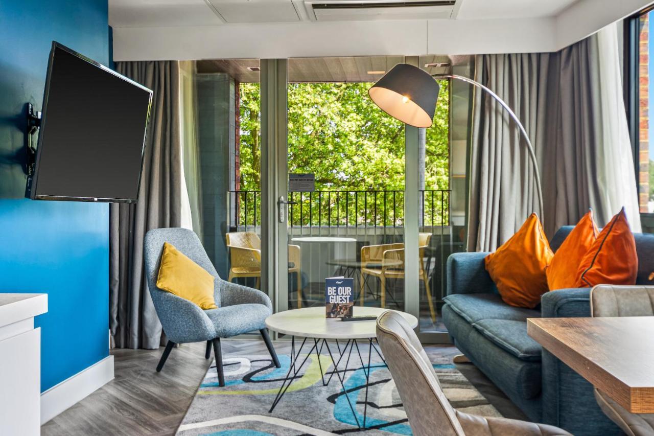 Aparthotel Roomzzz Stratford London