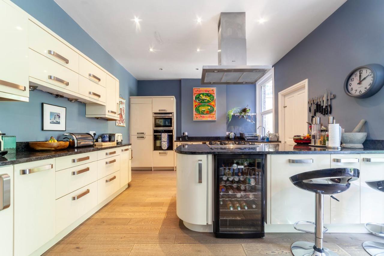 Gorgeous 4 Bdr House With Garden, Crystal Palace Appartement *