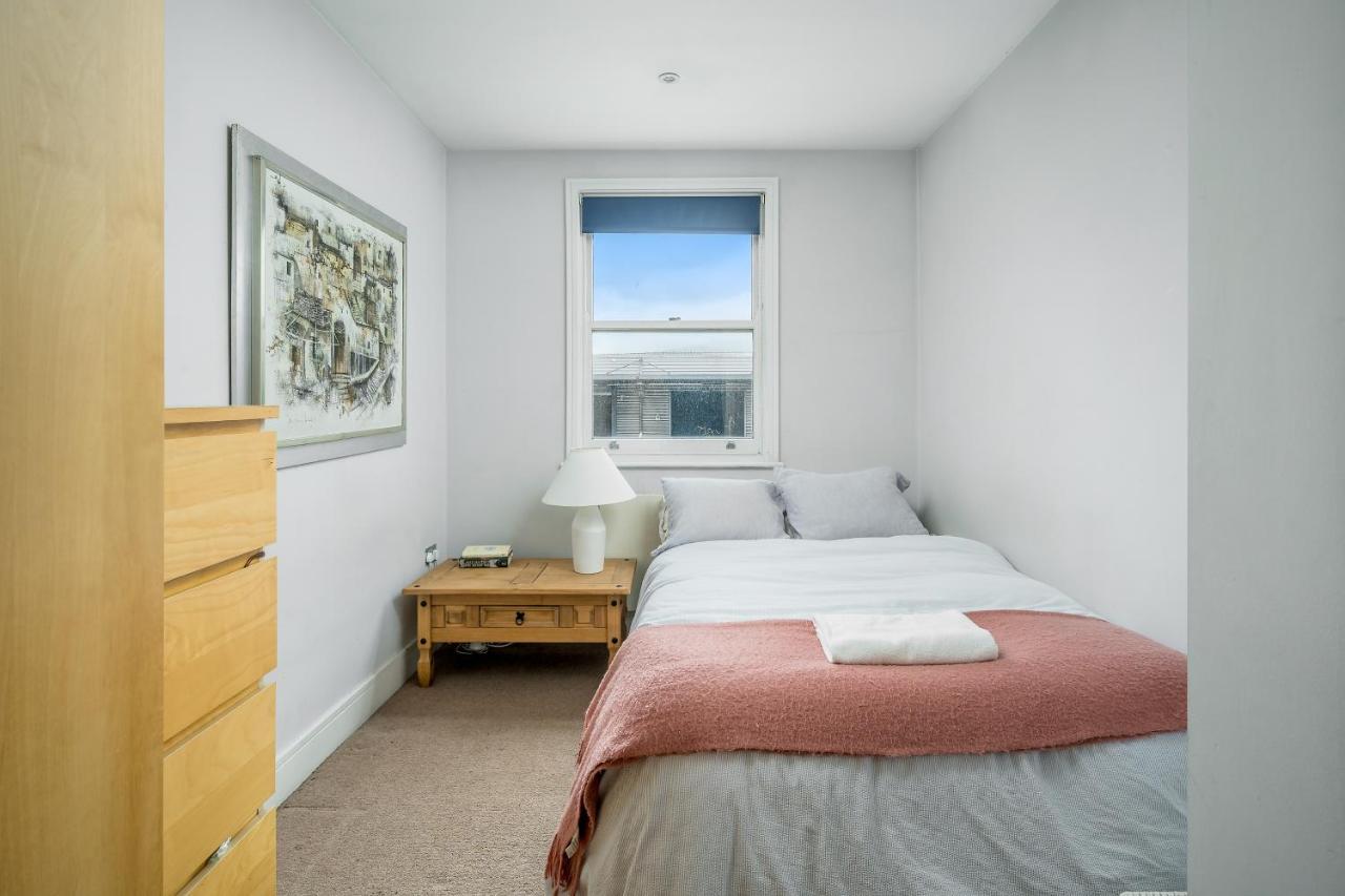 Altido Stylish 4-bed House W/ Private Paved Garden In Elephant & Castle * London
