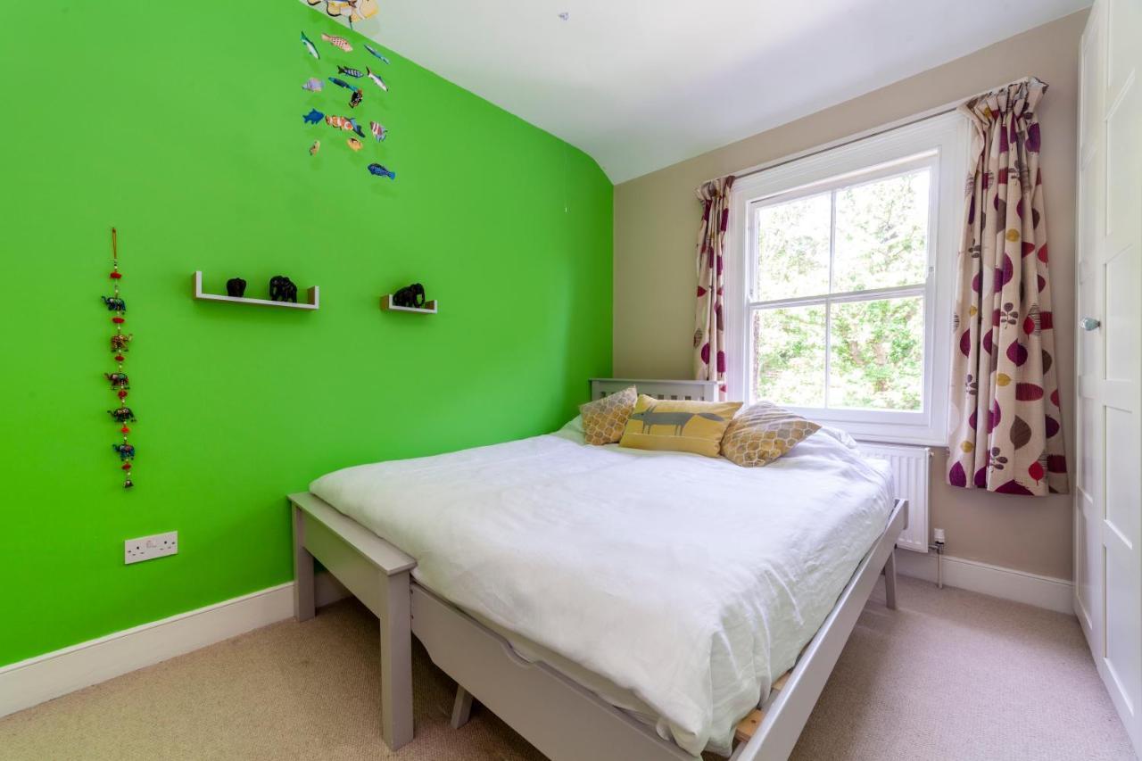 Gorgeous 4 Bdr House With Garden, Crystal Palace Appartement Londen