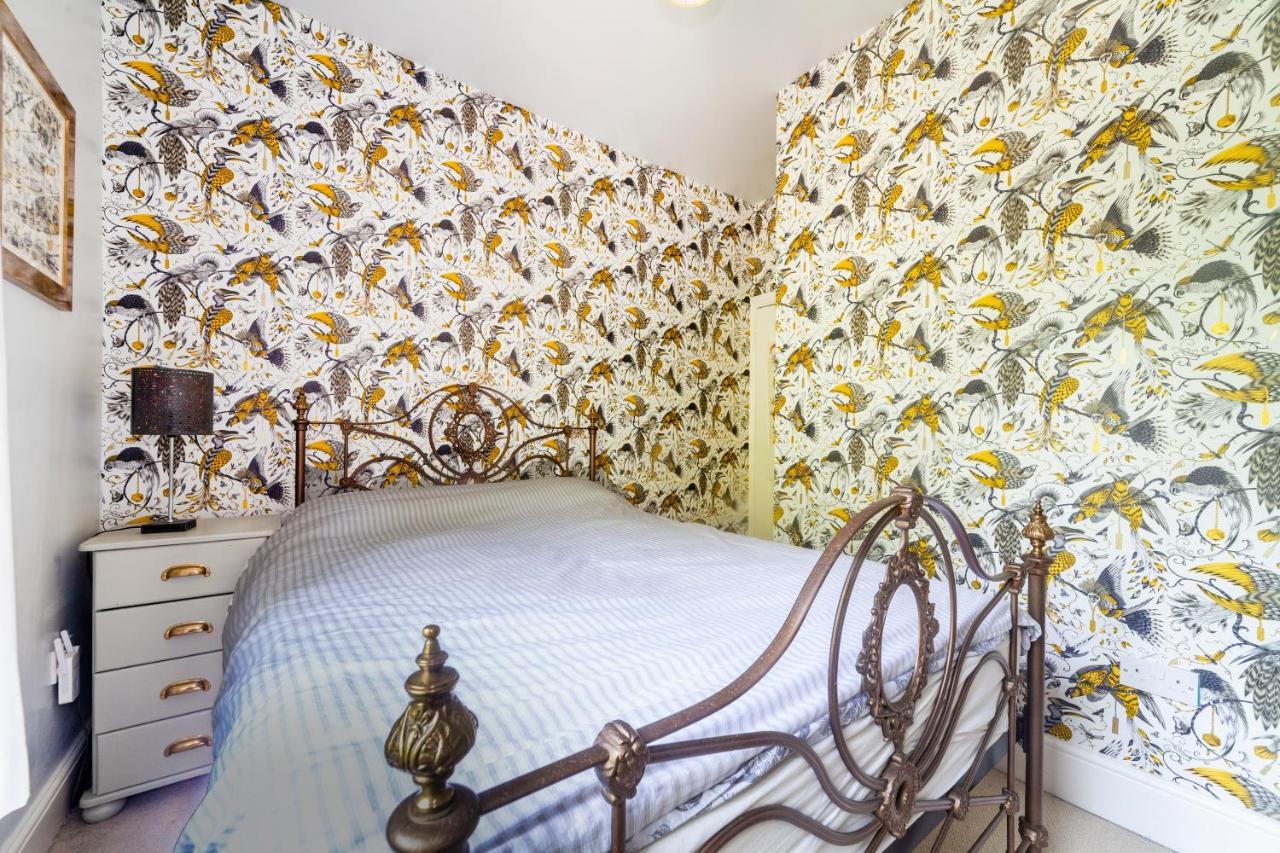 Appartement Gorgeous 4 Bdr House With Garden, Crystal Palace Londen