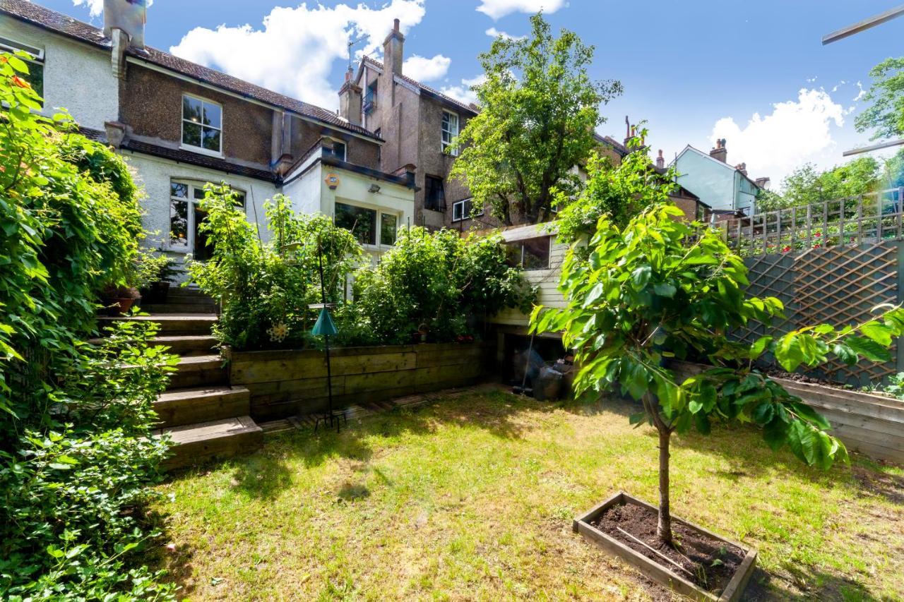 Gorgeous 4 Bdr House With Garden, Crystal Palace Appartement Londen