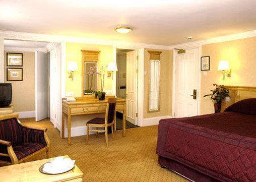 Grange Buckingham 4* London