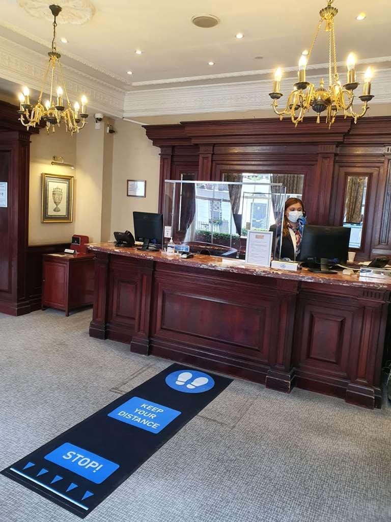 Grange Buckingham Hotel 4*
