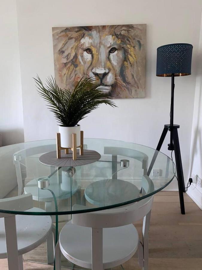 Lovely 1-bed In Lejlighed *