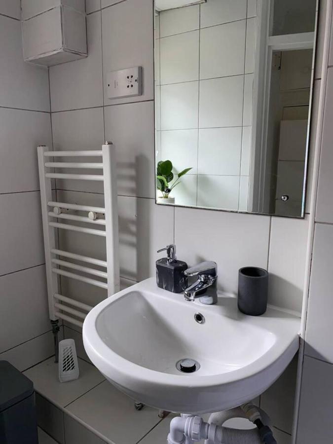 Lovely 1-bed In Lejlighed