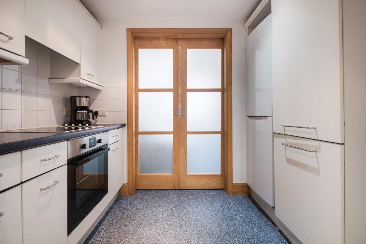 2 Bedroom Holborn Appartement *