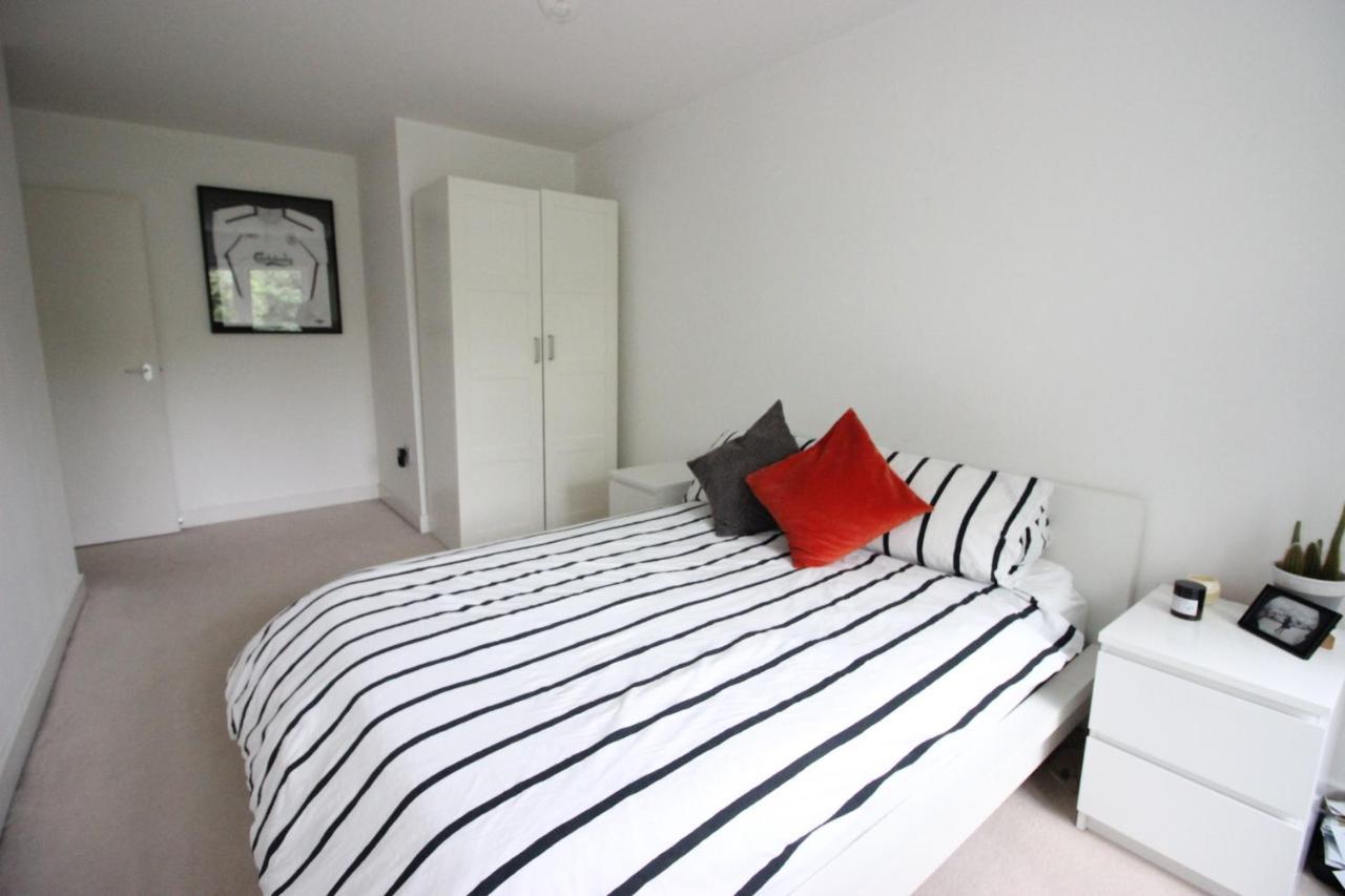Spacious And Airy 1 Bedroom Flat - Great Location Appartement *