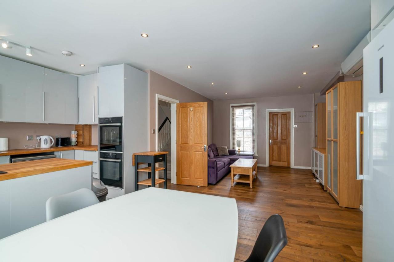 Guestready - Modern And Chic 2br Apartment! Lägenhet London