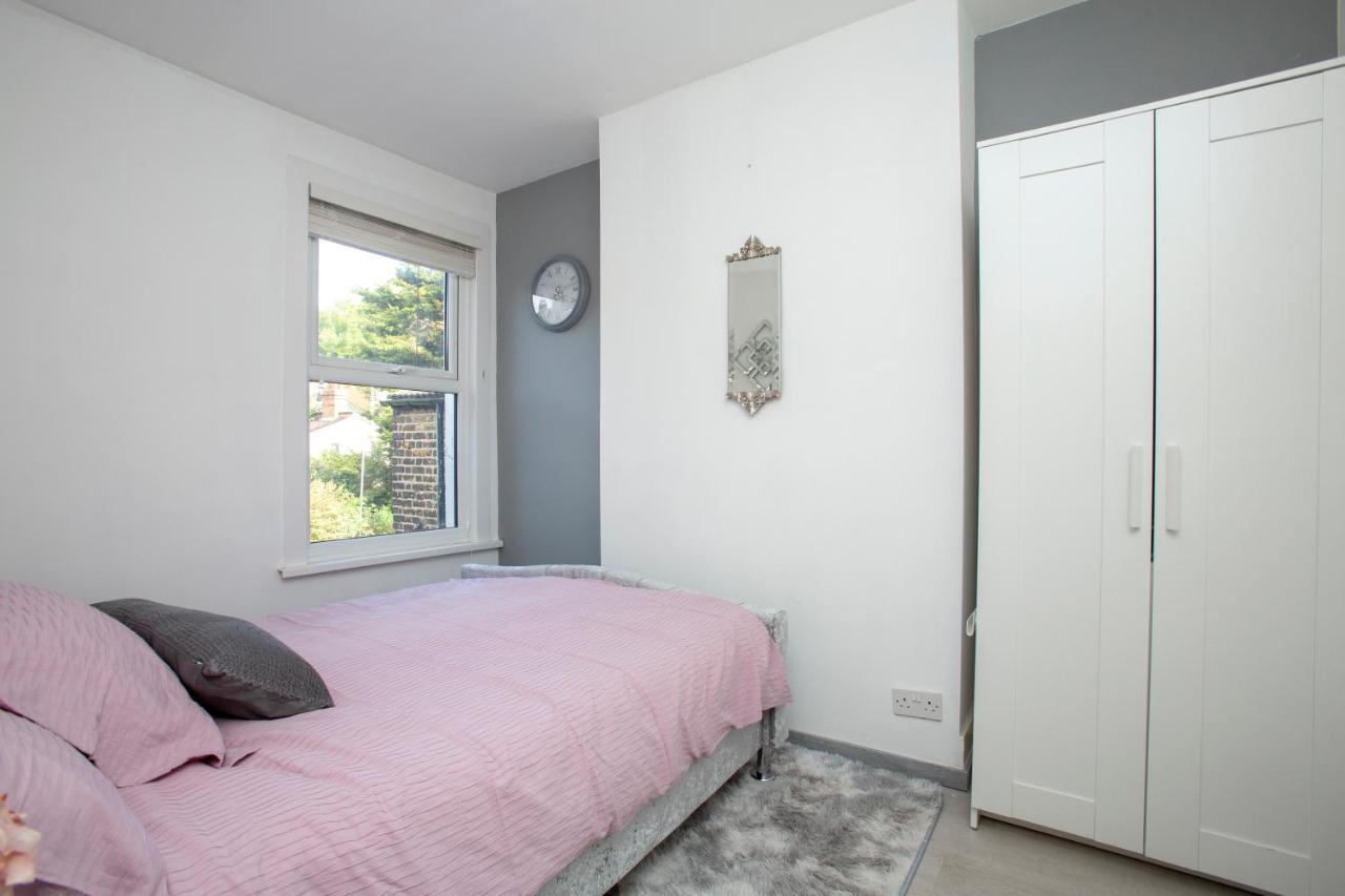 Dream Near Stratford Olympic Park Ferienhaus *