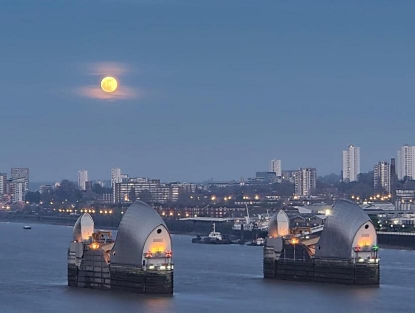 Large Double Overlooking The Thames Accommodatie bij particulieren Londen