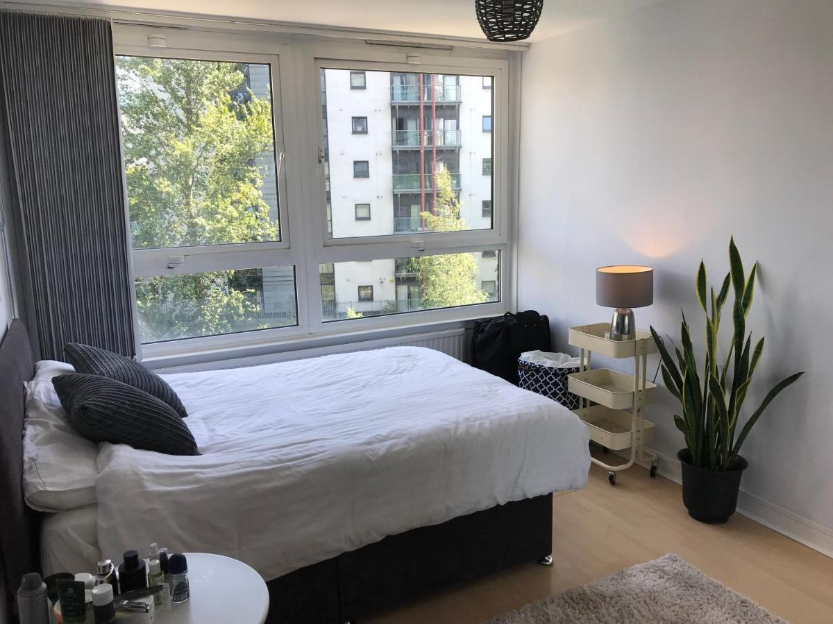 Sunny Flat In With Balcony, Just 15 Mins To Central! Appartamento Londra