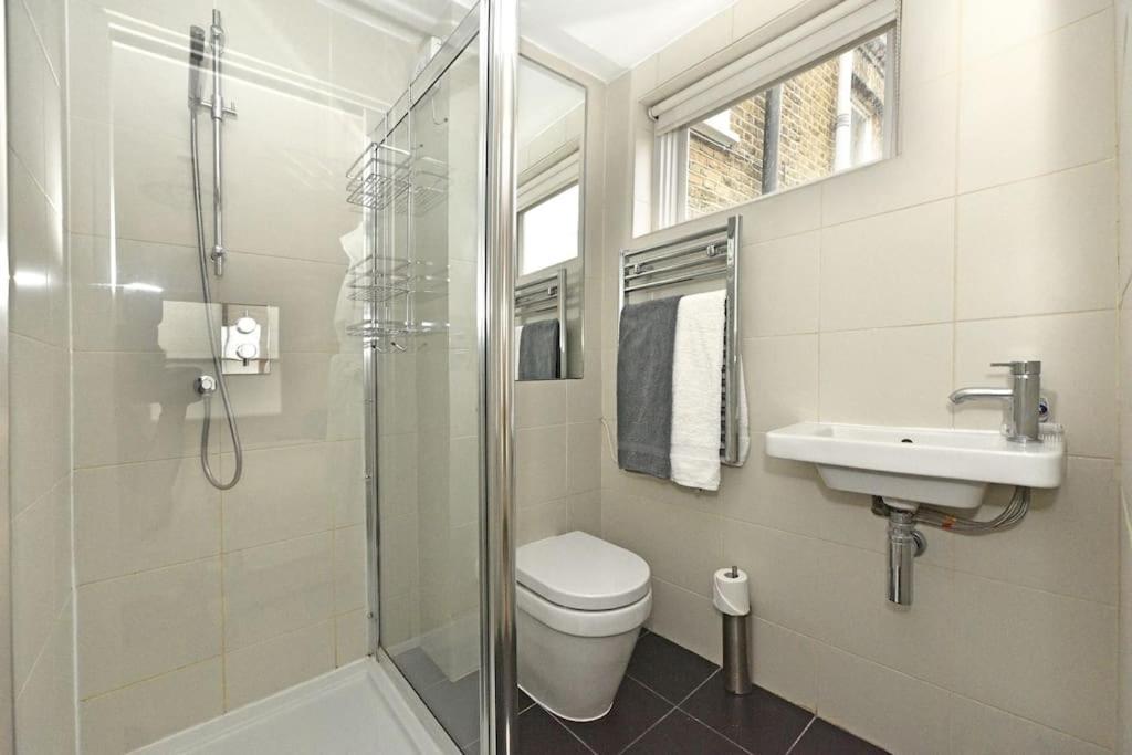 Casa vacanze Pooters London, Elegant Townhouse, Very Londra