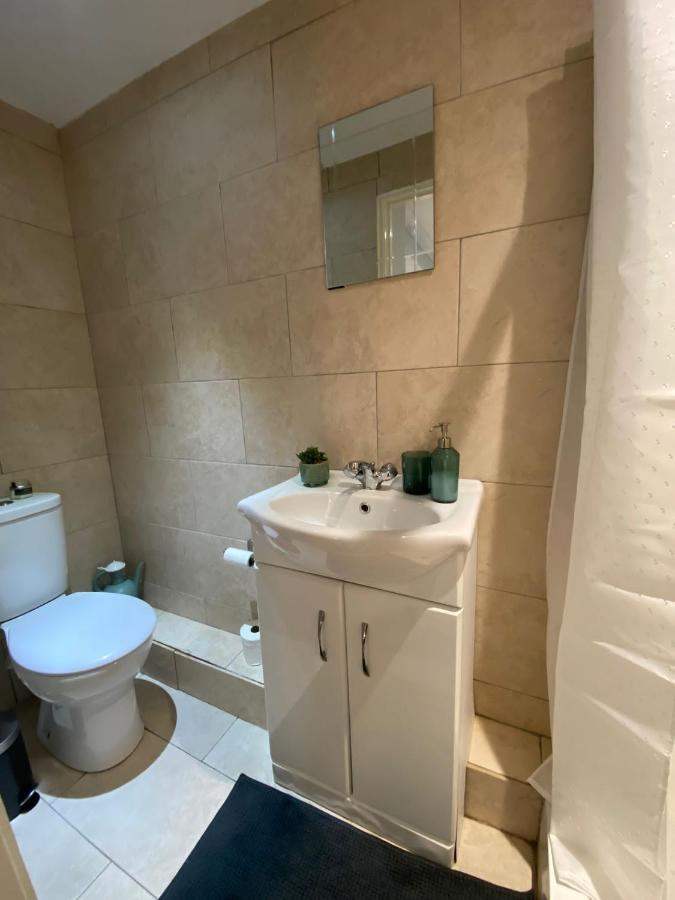 In The Heart Of - Studio Flat * Londen