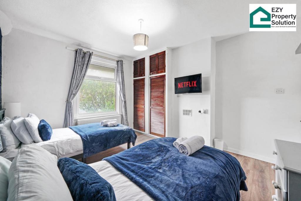 Ezy Solution Short Lets & Serviced Norbury Vakantiehuis Londen