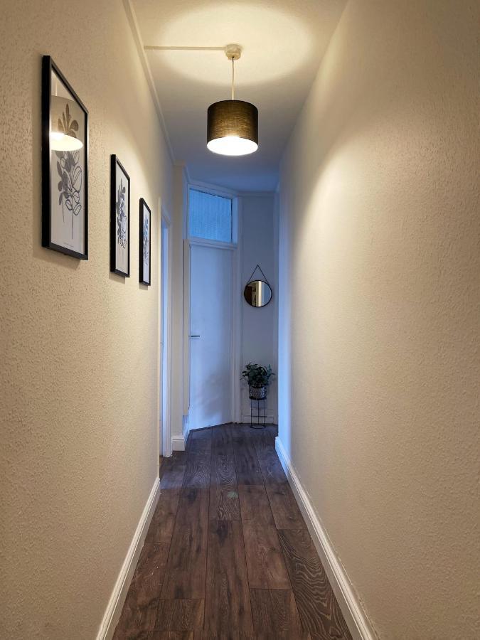 Lisa's Place Near Kings Cross - 2 Double Beds, 1 Sofa Bed, Great Location, Ideal For Families Londen
