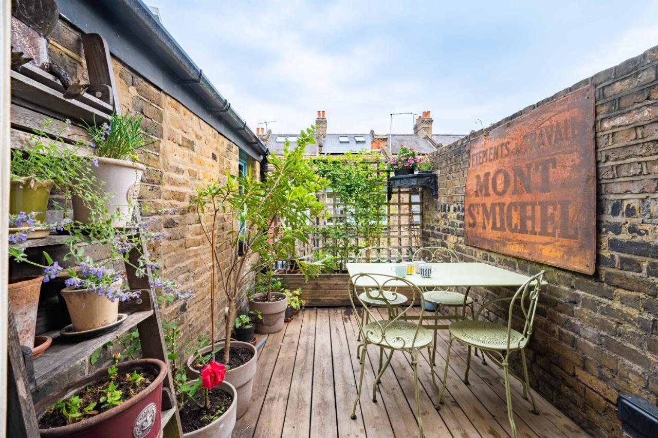 Charming With Roof Terrace In East By Underthedoormat Casa vacanze Londra