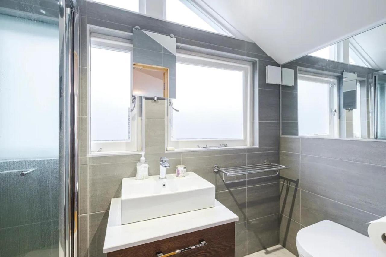 New Stunning 5bd Kensington House Ferienhaus London