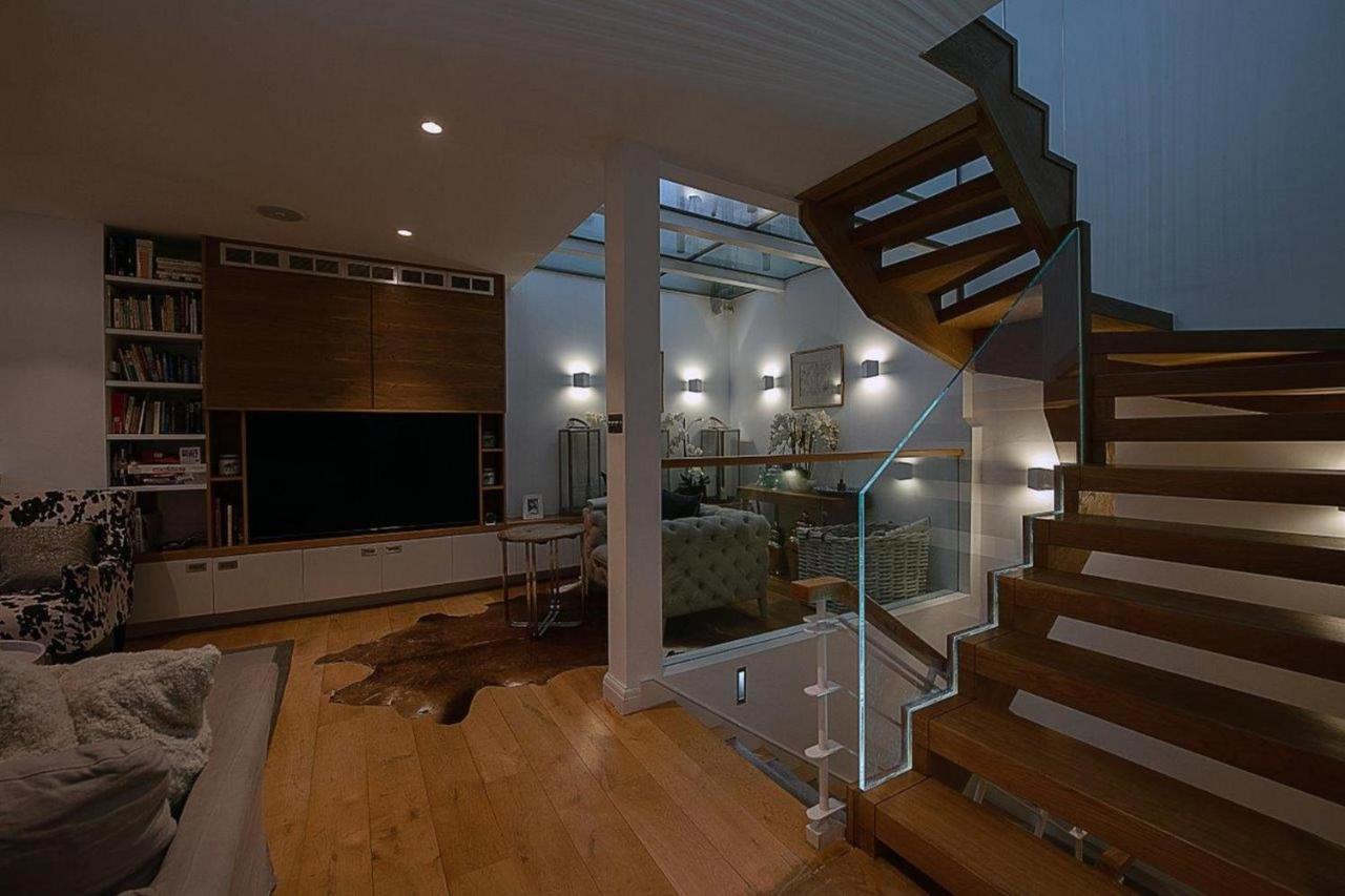New Stunning 5bd Mews House Hébergement de vacances