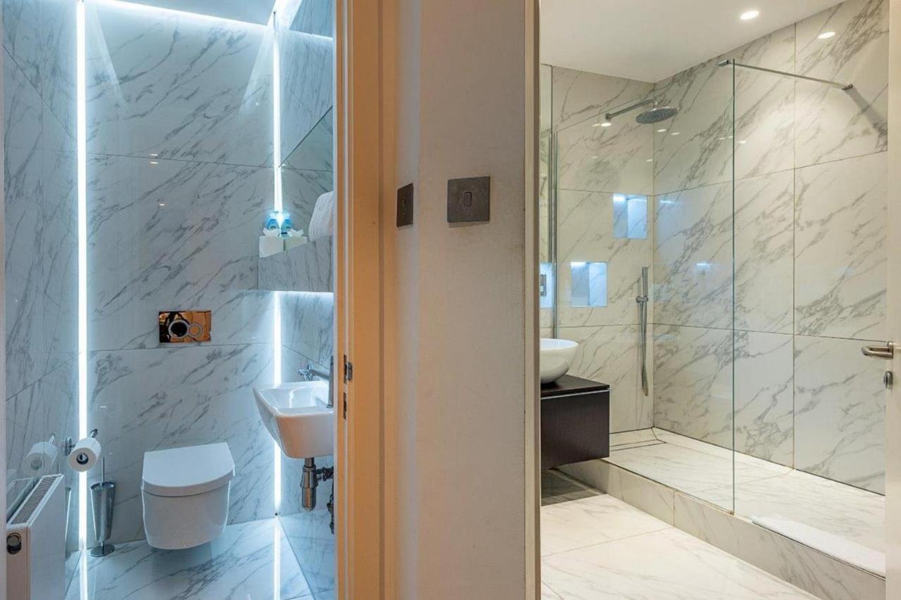 New Stunning 5bd Kensington House