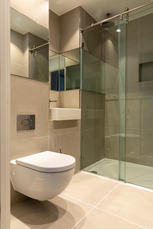The Aurora's Nest - Lovely 3bdr With Balcony And Study Londra