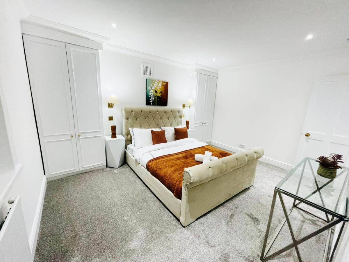 The Belgravia Boutique *