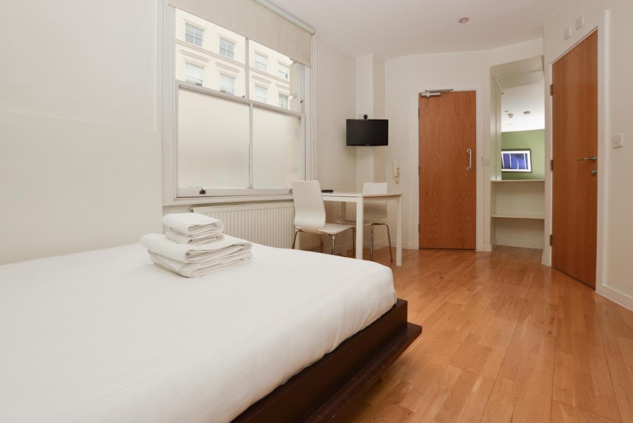 Concept Serviced By Concept * Londres