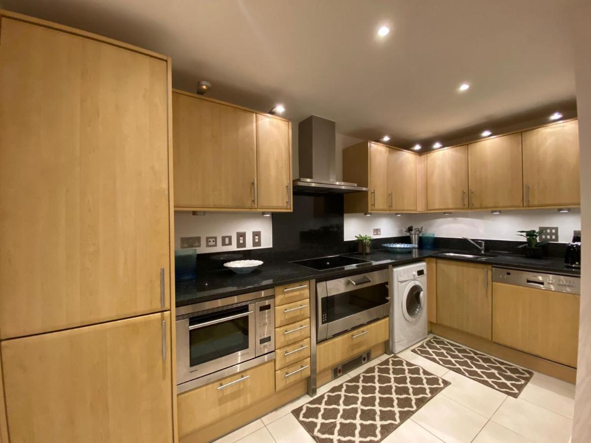 Fabulous 2 Bed In Vauxhall Lägenhet London