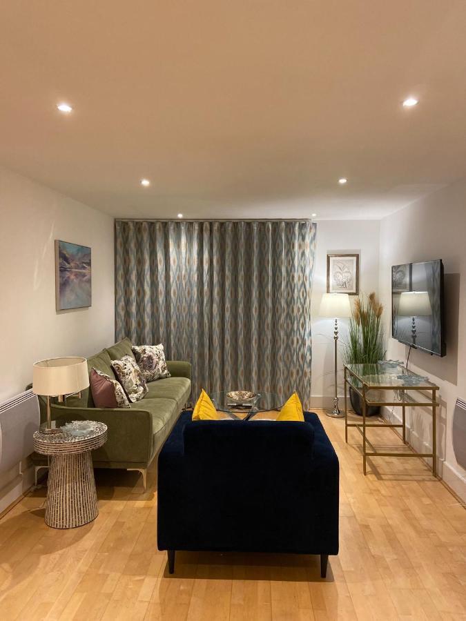 Fabulous 2 Bed In Vauxhall Lägenhet London