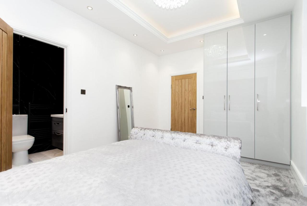 Luxury Escapes @ Victoria Londres