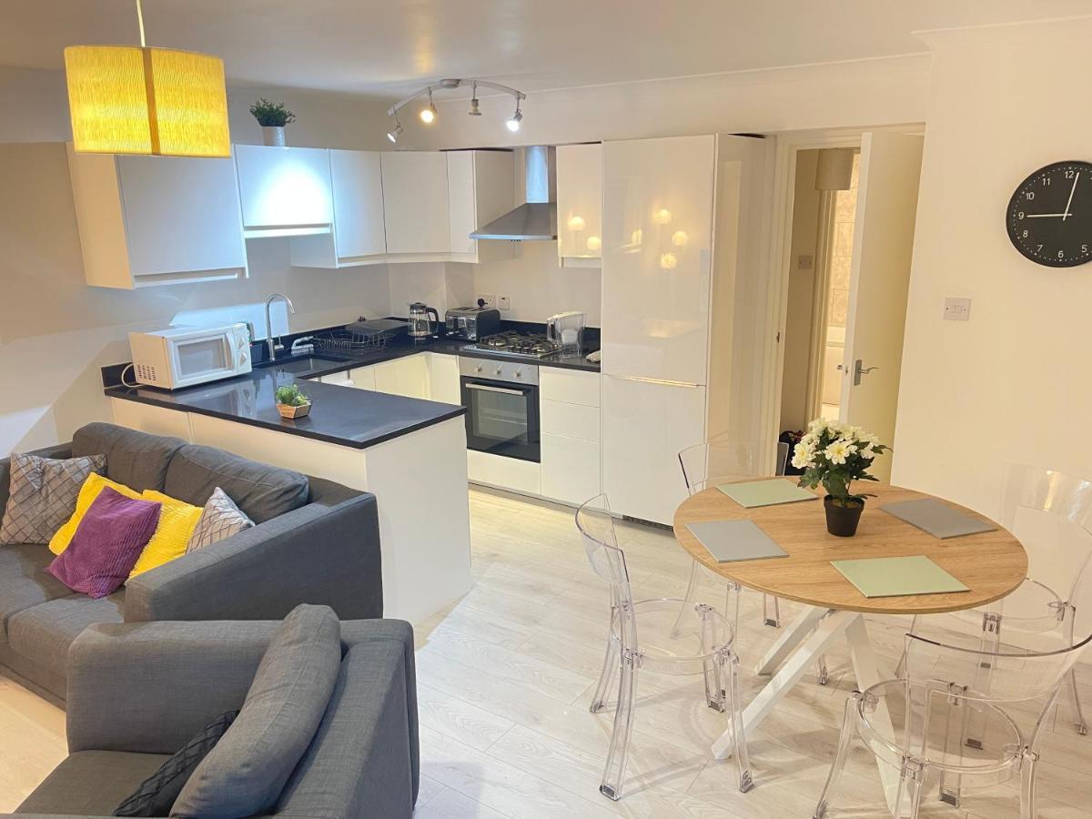 Tower Bridge King Bed En-suite With Parking & Balcony * London