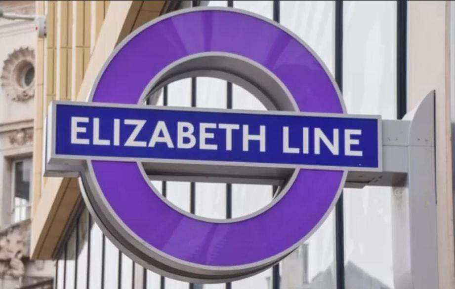 Spacious 2 Mins From Station