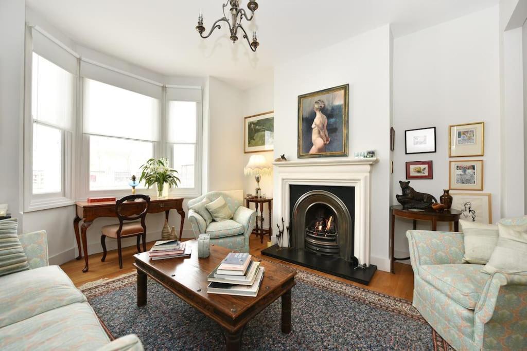 Pooters London, Elegant Townhouse, Very Casa vacanze Londra