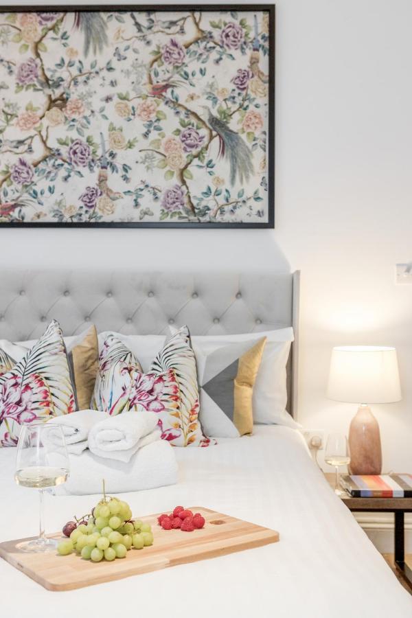 Apartment Elegant 3bed In Kensington Olympia