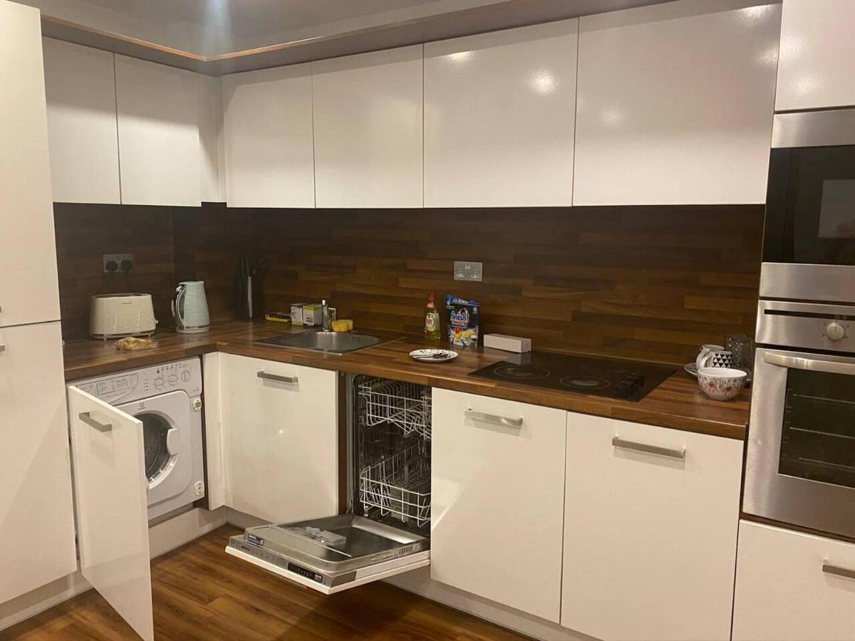 Apartment Lovely Luxury 1-bed In Wembley