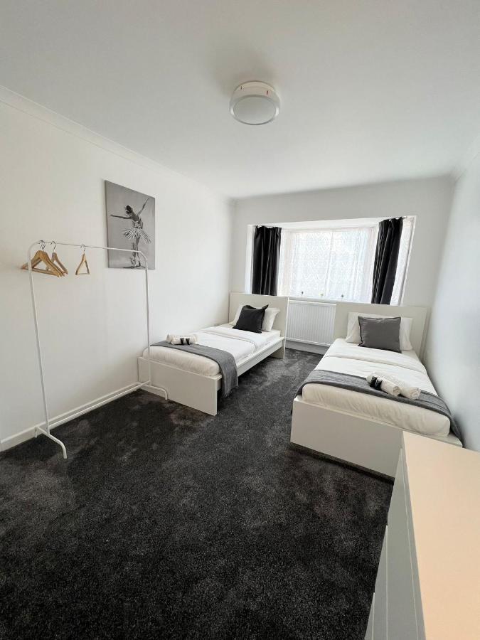Stunning Flat In Greater Maison d'hôtes Londres