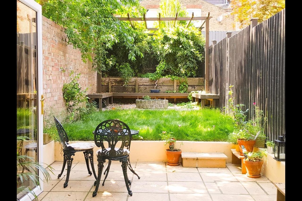Spacious Refurbished Flat With A Garden Near Tube, Train, Thames And The Center *