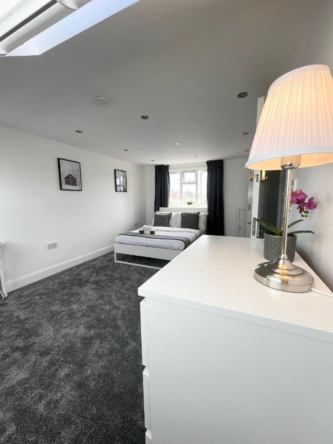 Stunning Flat In Greater Maison d'hôtes *