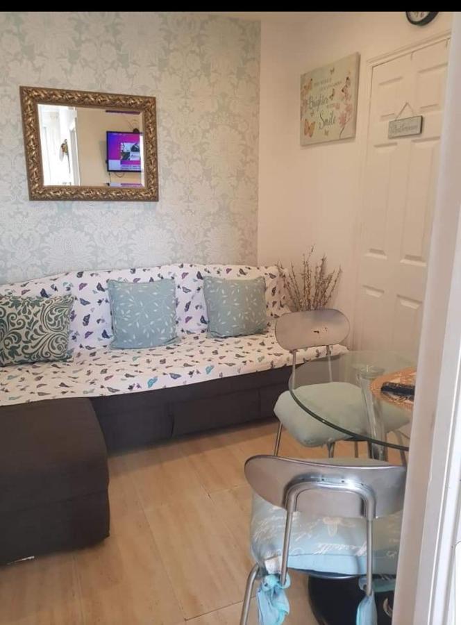 Marahanata Jadwin 1 Beautiful 1 Bedroom Flat Apartment