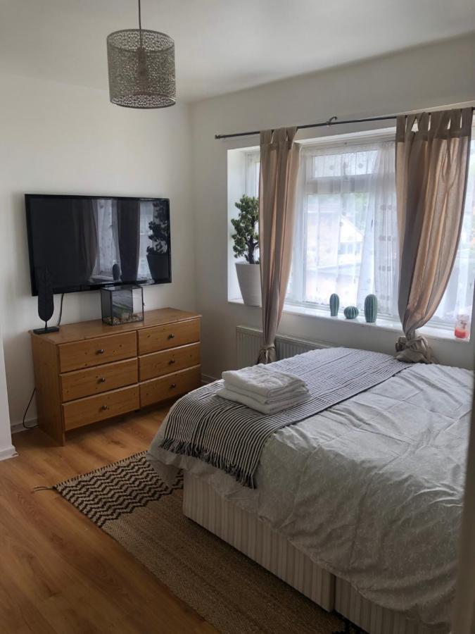 3 Bedroom Garden In East *