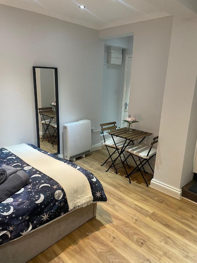 Appartement In The Heart Of - Studio Flat *