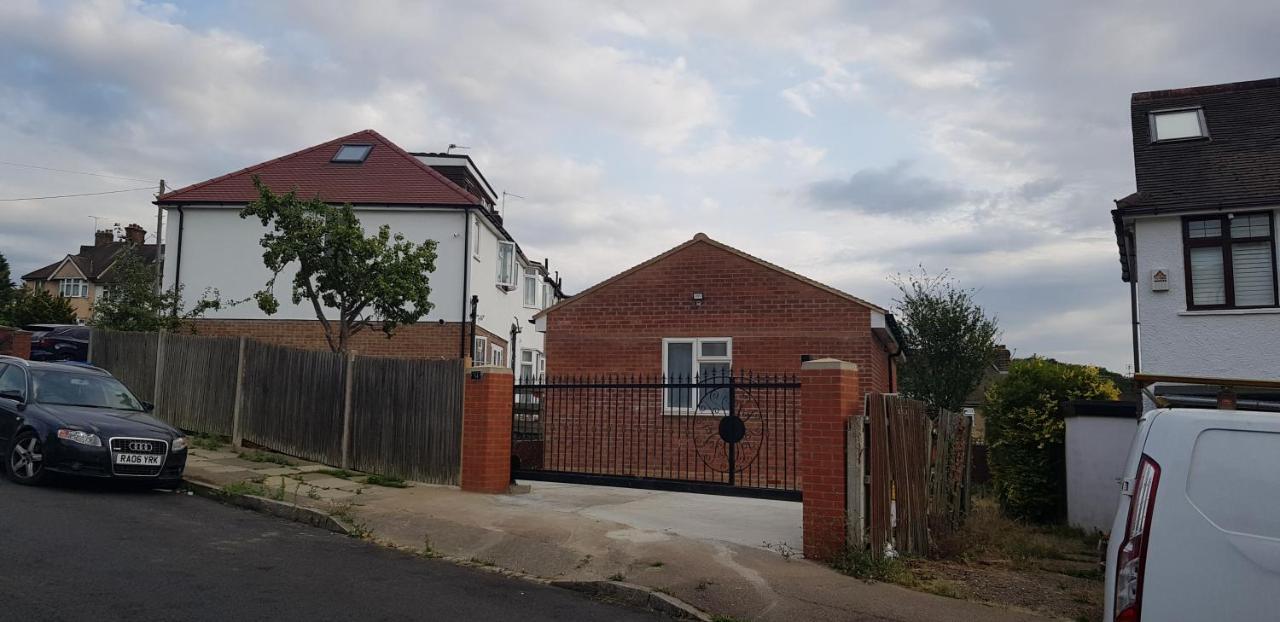 Ferienhaus Residential Quarters, The Bungalow - Shooters Hill *