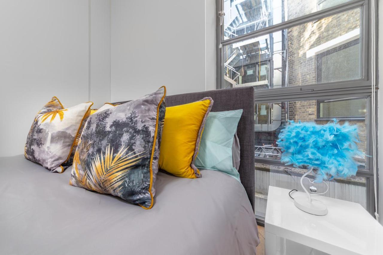 Apartment Interior Designer Flat With Two Terraces