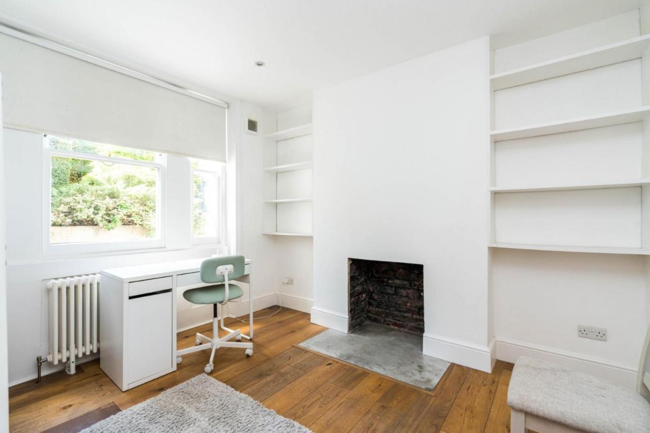 Fantastic 3 Bedroom Flat West Hampstead Londen